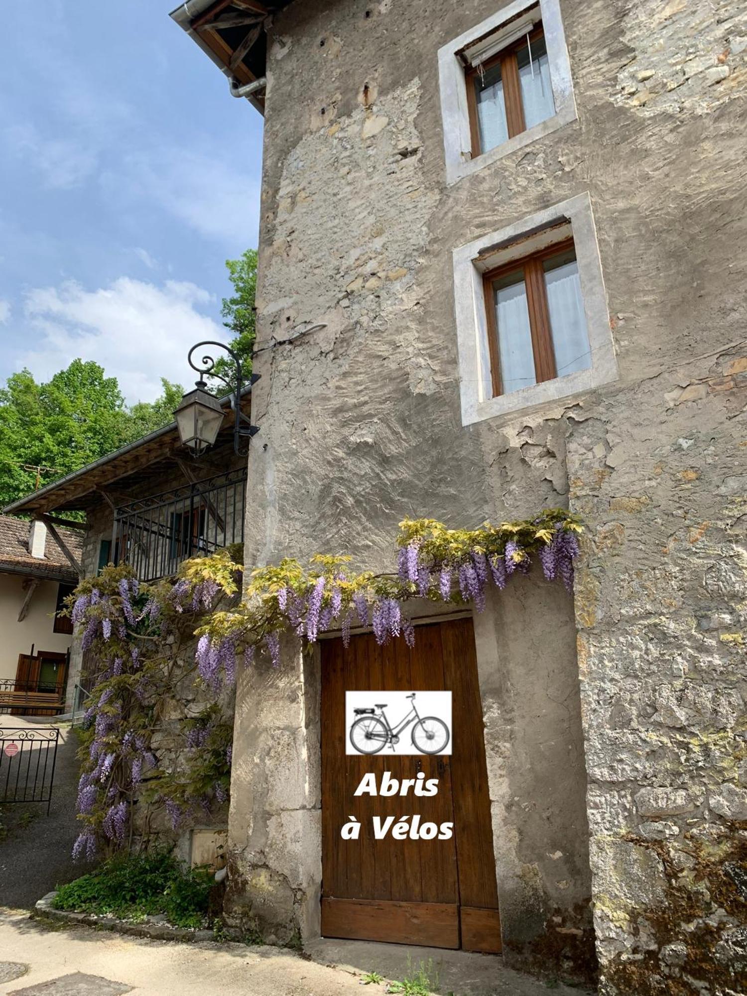 Gite Chez Charlot Chanaz Exterior foto